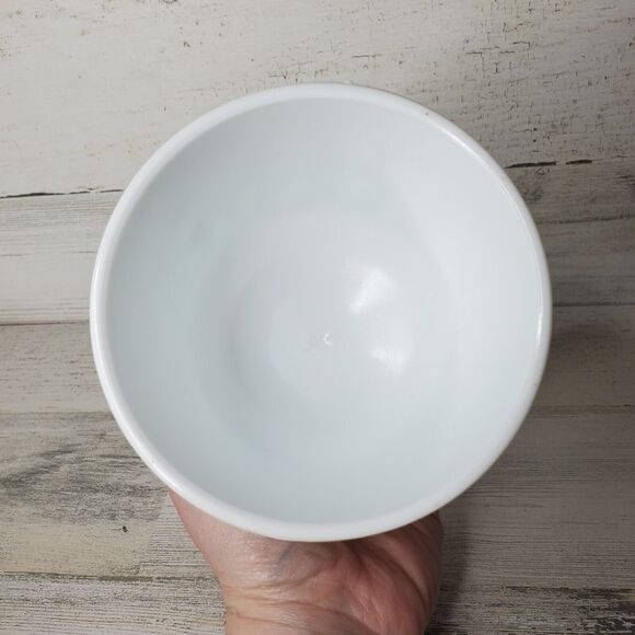 Vintage F.T.D. Milk Glass Pedestal Vase With Oak Leaf Pattern 1975 - Picture 3 of 7